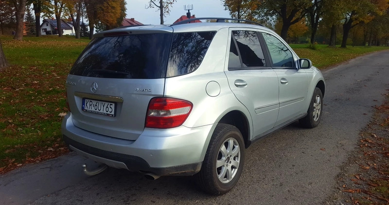 Mercedes-Benz ML cena 56900 przebieg: 117000, rok produkcji 2007 z Łobez małe 172